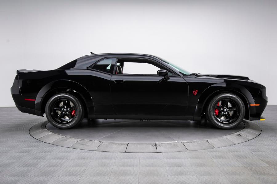  Dodge Challenger SRT Demon (LC, 0945 of 3300) 2018 года  (фото 7 из 109)